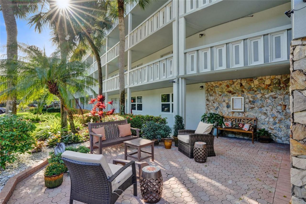 3001 Portofino Isle, Unit K2, Coconut Creek, FL 33066 Photo