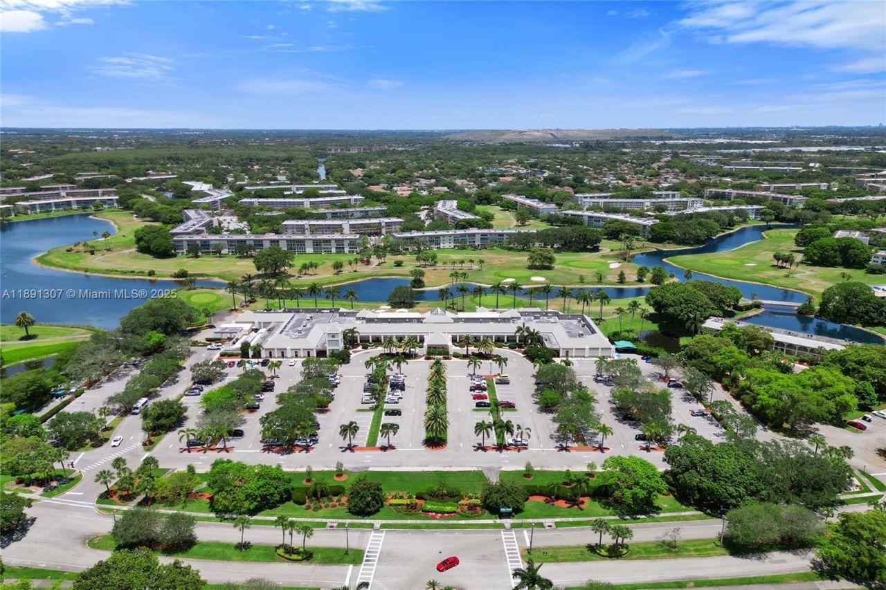 3001 Portofino Isle, Unit K2, Coconut Creek, FL 33066 Photo