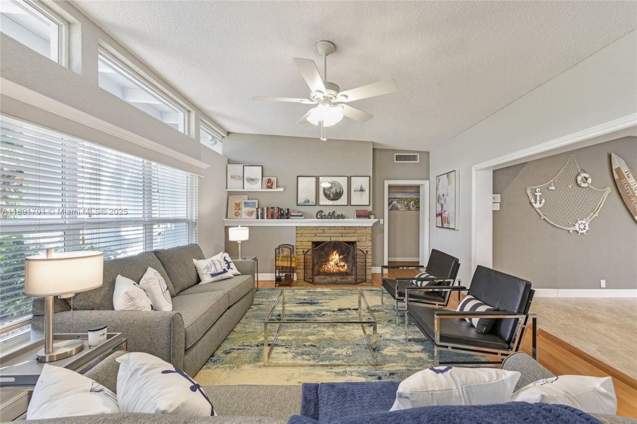 1314 SW 20th St, Unit -, Fort Lauderdale, FL 33315 Photo