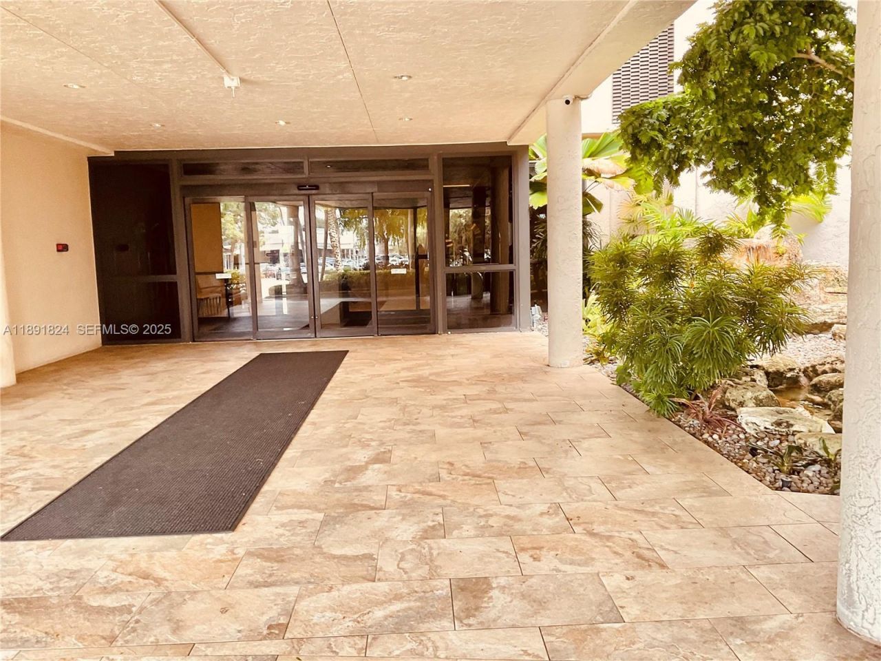 4900 N Ocean Blvd, Unit 1217, Lauderdale by the Sea, FL 33308 Photo