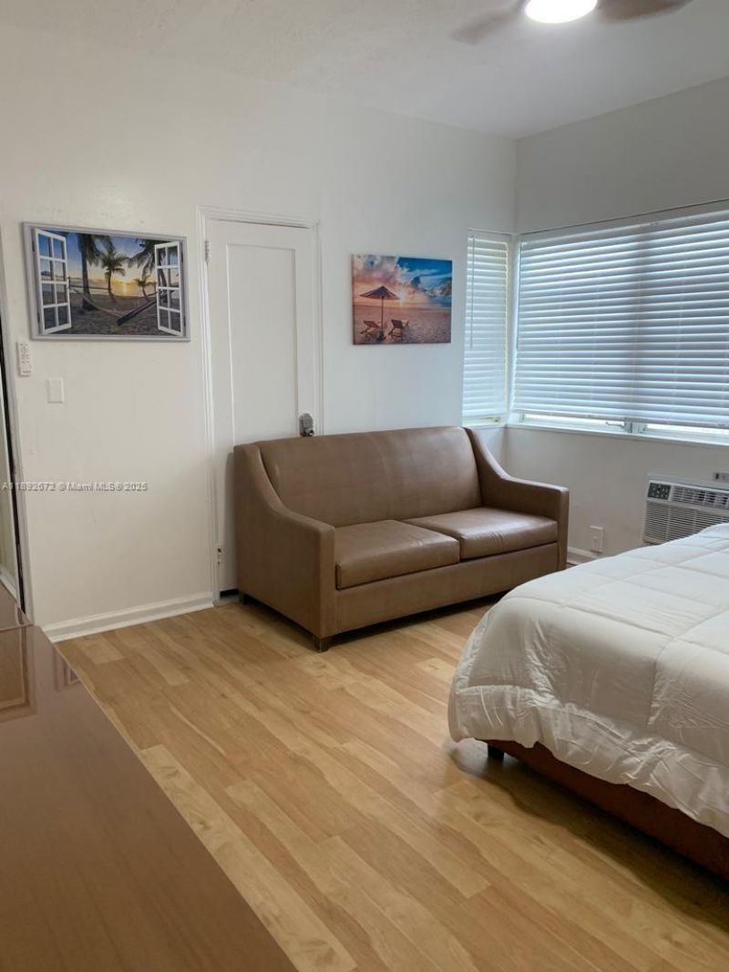 545 Michigan Ave, Unit 6, Miami Beach, FL 33139 Photo