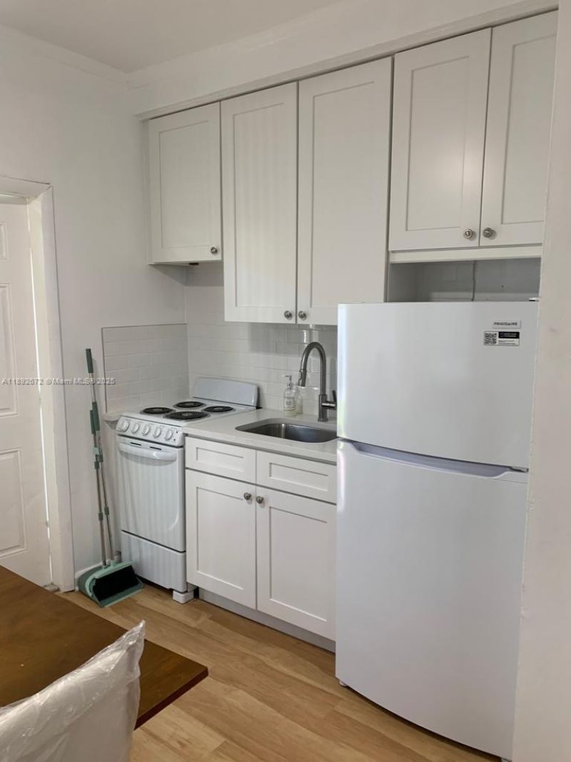 545 Michigan Ave, Unit 6, Miami Beach, FL 33139 Photo