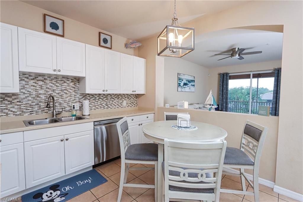 9601 Spanish Moss Way, Unit 3632, Bonita Springs, FL 34135 Photo