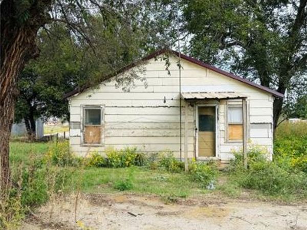 321 2nd Street, Eakly, OK 73033