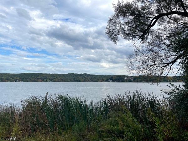 7 Walton Street, Stanhope, NJ 07874