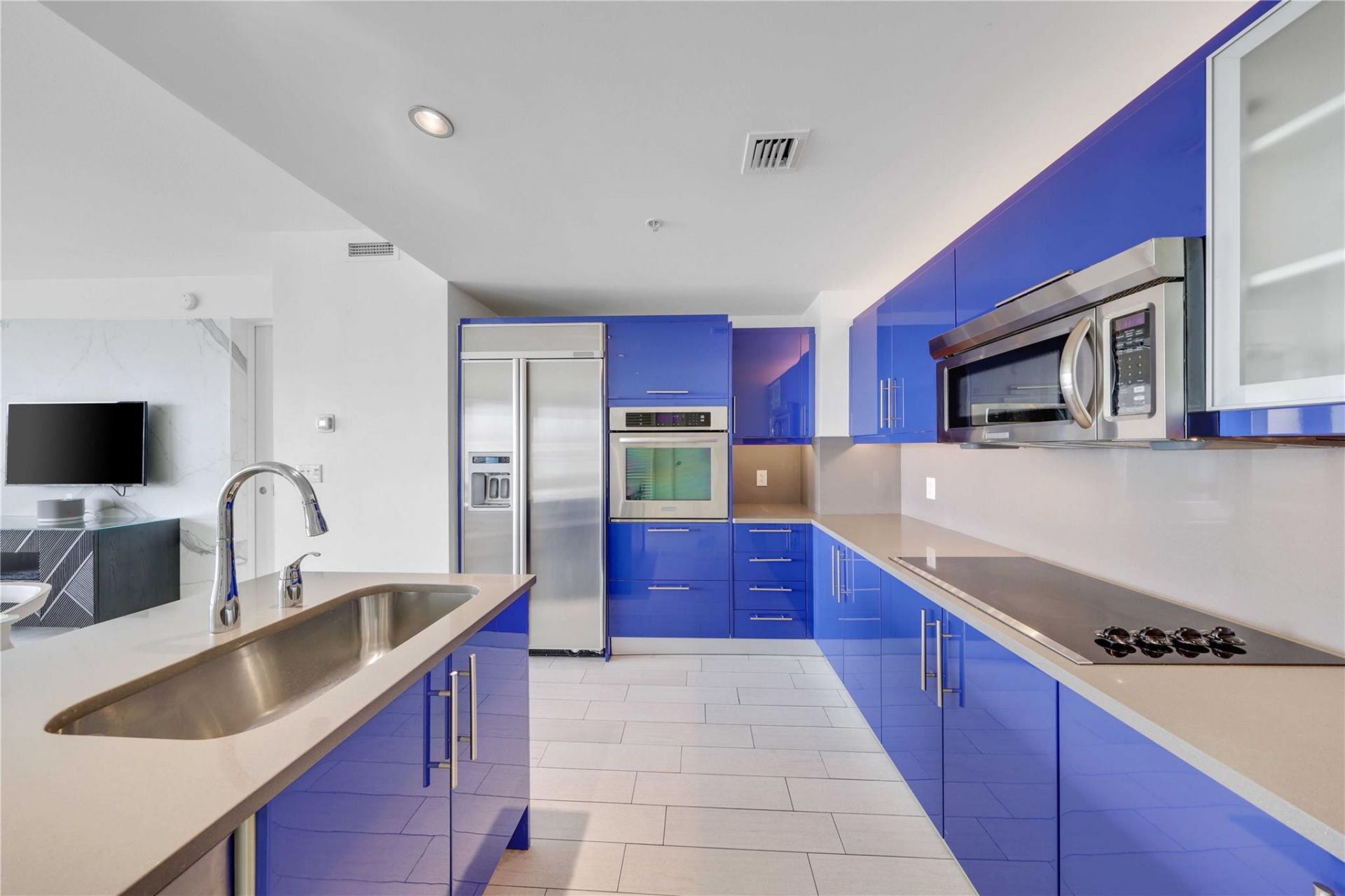 3101 Bayshore, Unit 1007, Fort Lauderdale, FL 33304 Photo