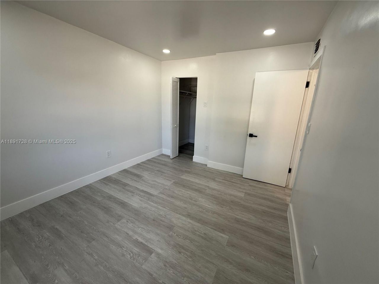 4534 NW 195th St, Miami Gardens, FL 33055 Photo