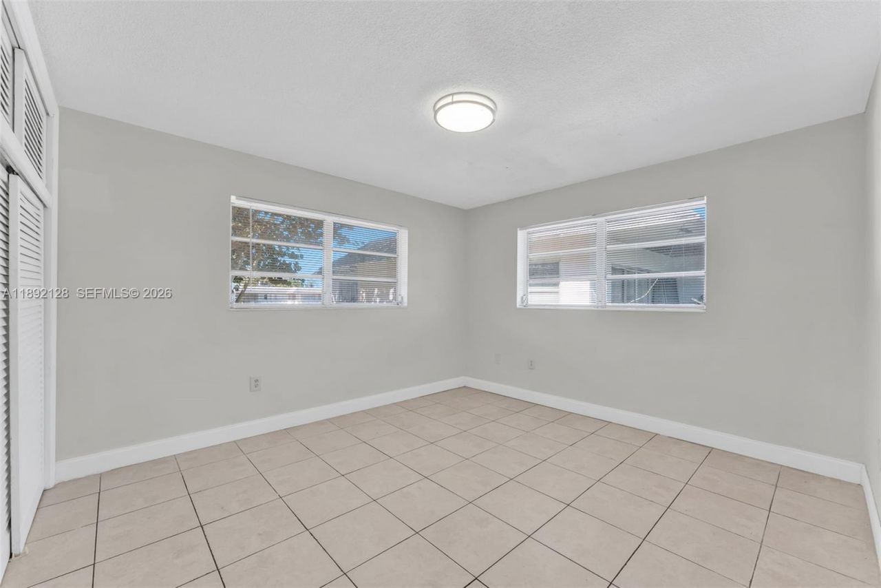 7330 SW 82nd St, Unit B218, Miami, FL 33143 Photo