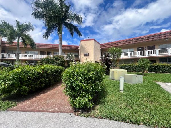 8851 Sunrise Lakes Blvd, Unit 109, Sunrise, FL 33322
