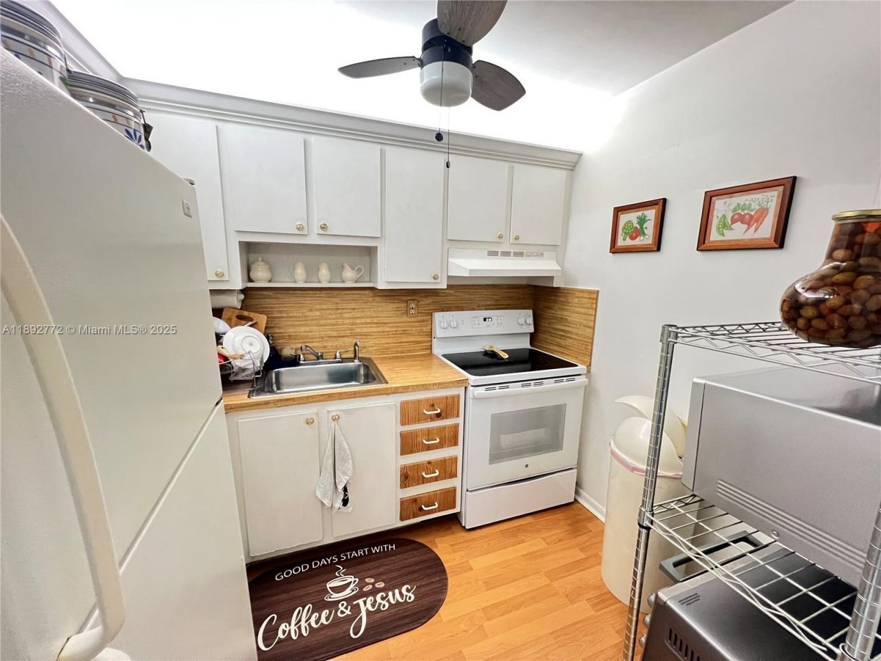 8851 Sunrise Lakes Blvd, Unit 109, Sunrise, FL 33322 Photo