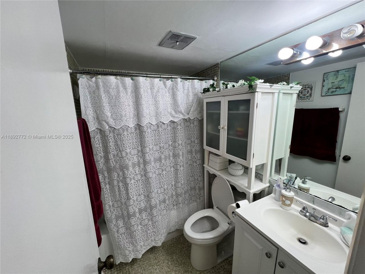 8851 Sunrise Lakes Blvd, Unit 109, Sunrise, FL 33322 Photo