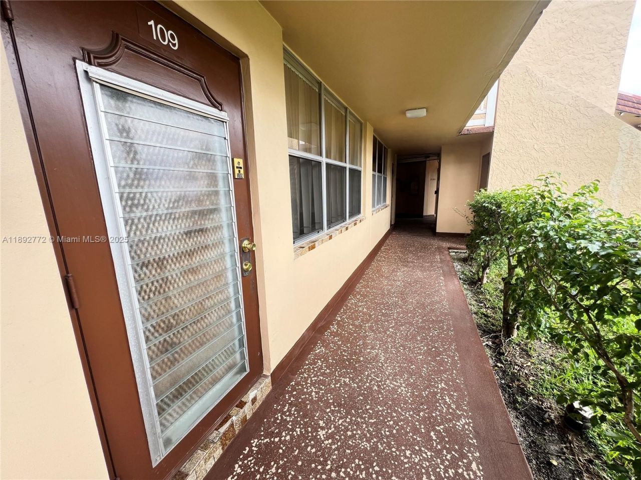 8851 Sunrise Lakes Blvd, Unit 109, Sunrise, FL 33322 Photo