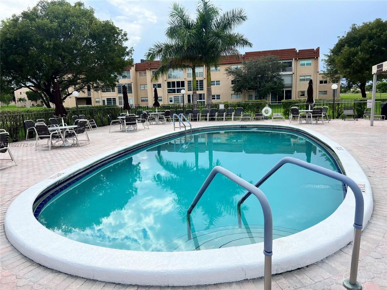 8851 Sunrise Lakes Blvd, Unit 109, Sunrise, FL 33322 Photo