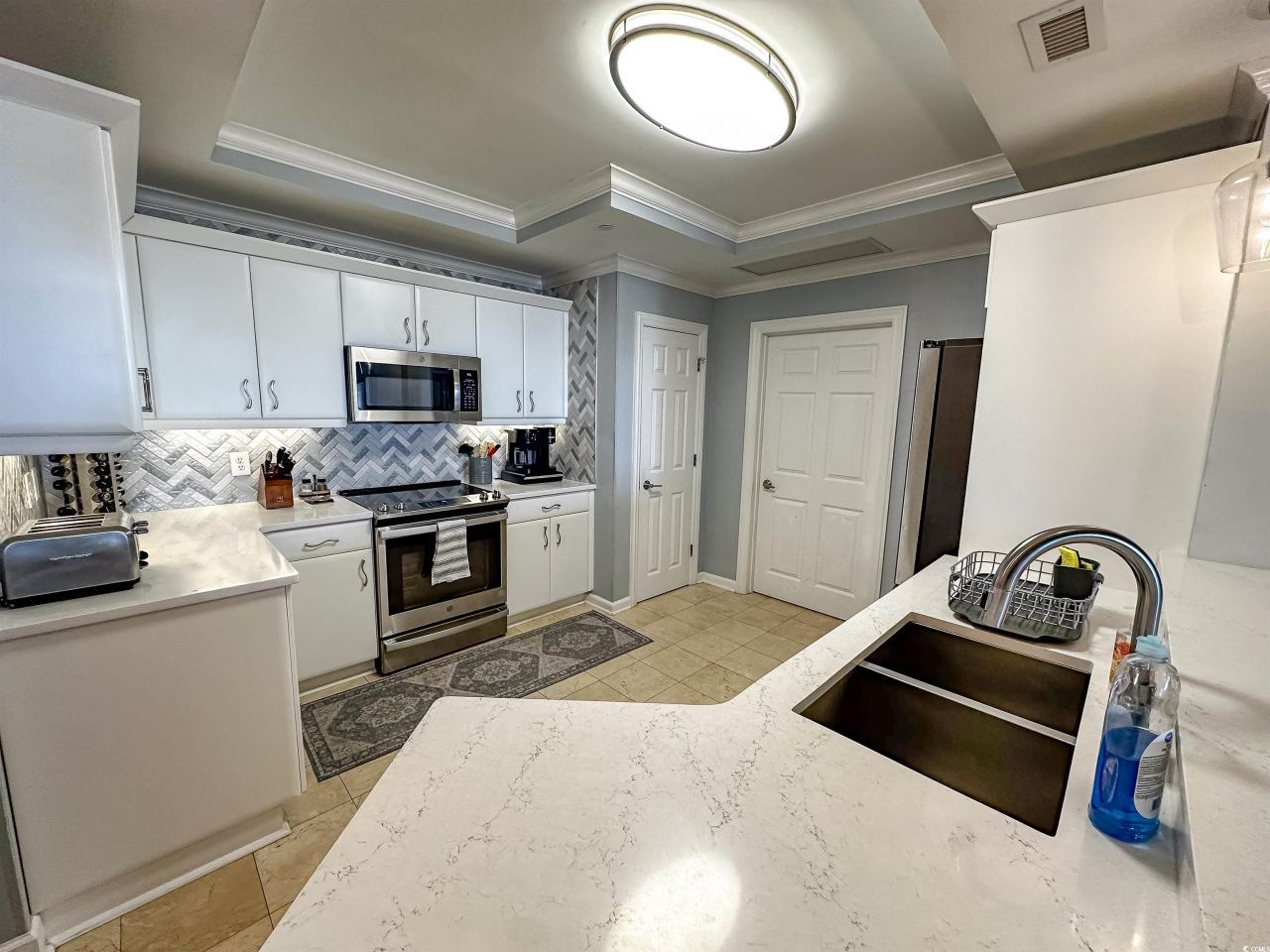 8500 Margate Circle Photo 14