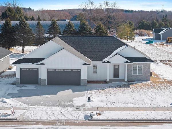 4450 NATURE, Howard, WI 54313