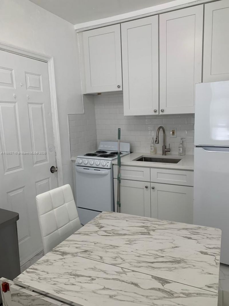 545 Michigan Ave, Unit 8, Miami Beach, FL 33139 Photo