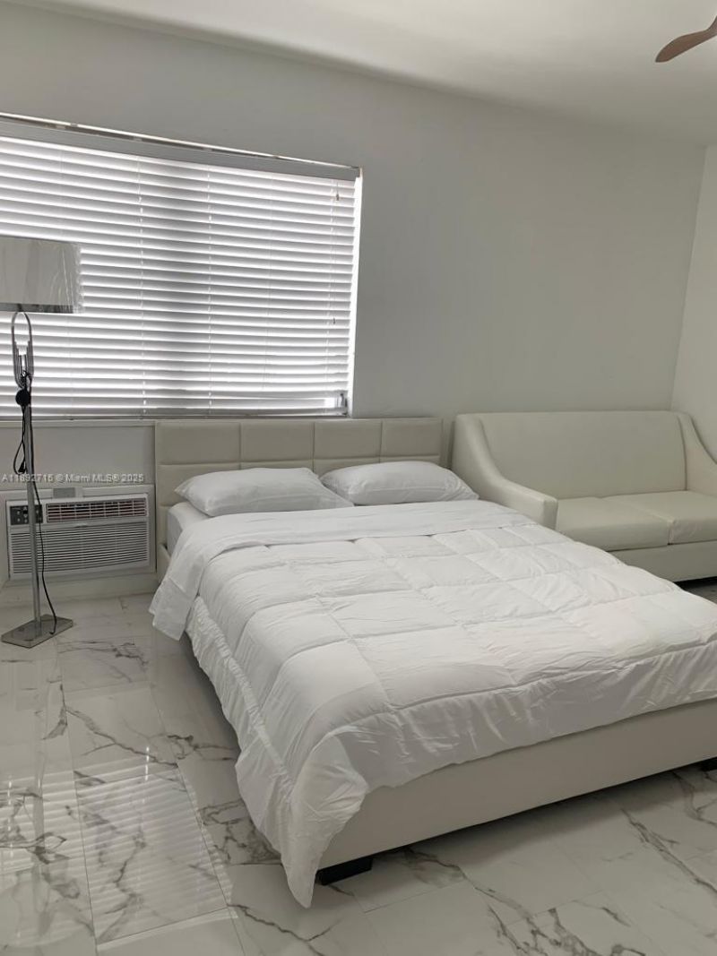 545 Michigan Ave, Unit 8, Miami Beach, FL 33139 Photo