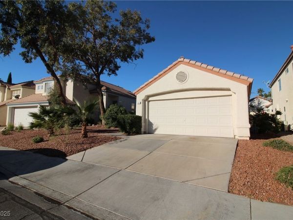 1629 British Cup Drive, Las Vegas, NV 89117