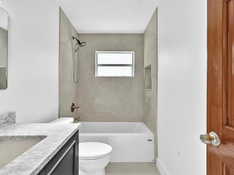 1700 SW 30th Street, Fort Lauderdale, FL 33315 Photo