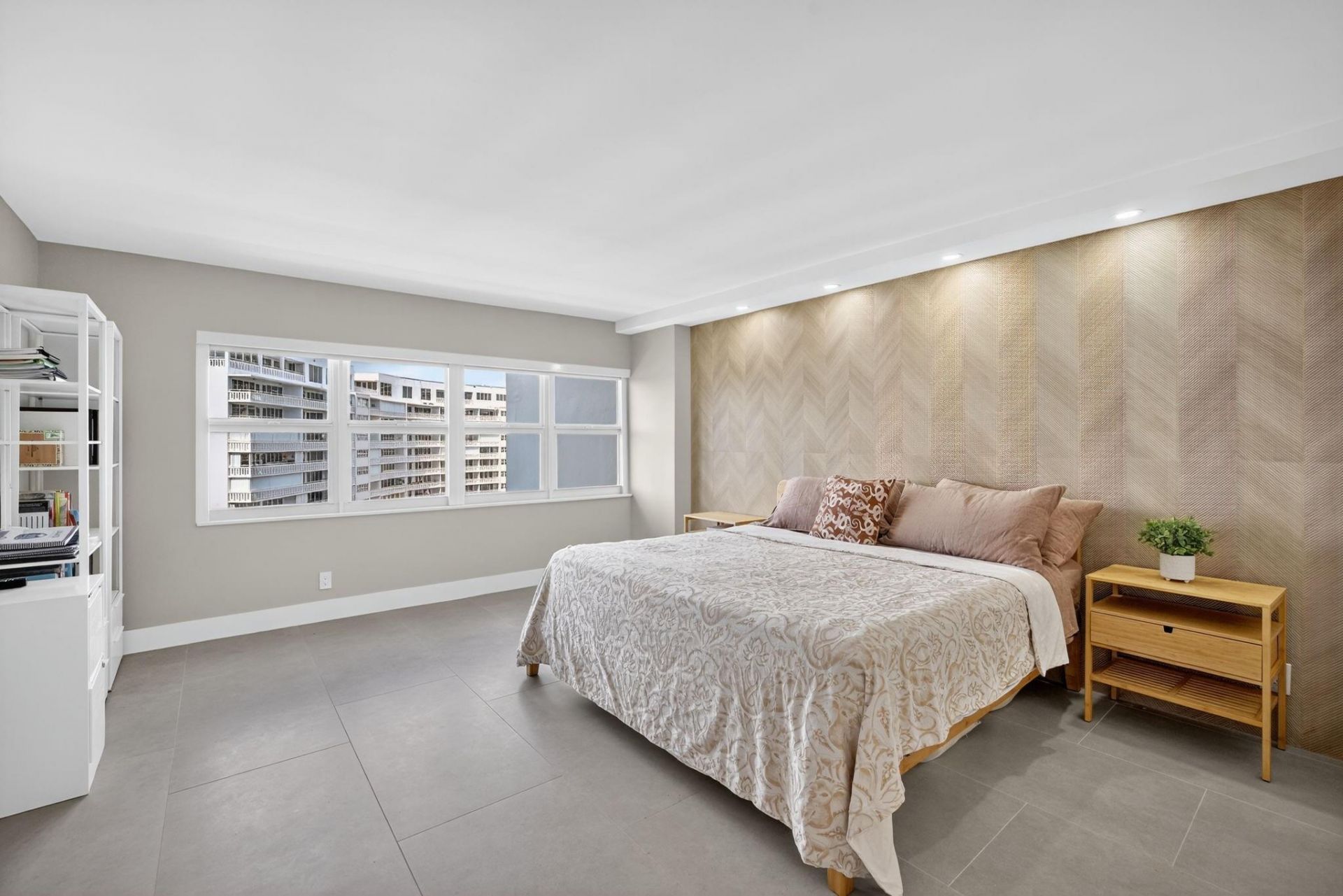 2100 S Ocean Drive, Unit 15E, Fort Lauderdale, FL 33316 Photo