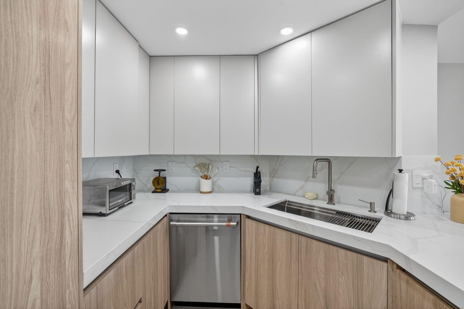 2100 S Ocean Drive, Unit 15E, Fort Lauderdale, FL 33316 Photo