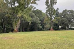 1015 B Elgin Estates Drive  photo 4