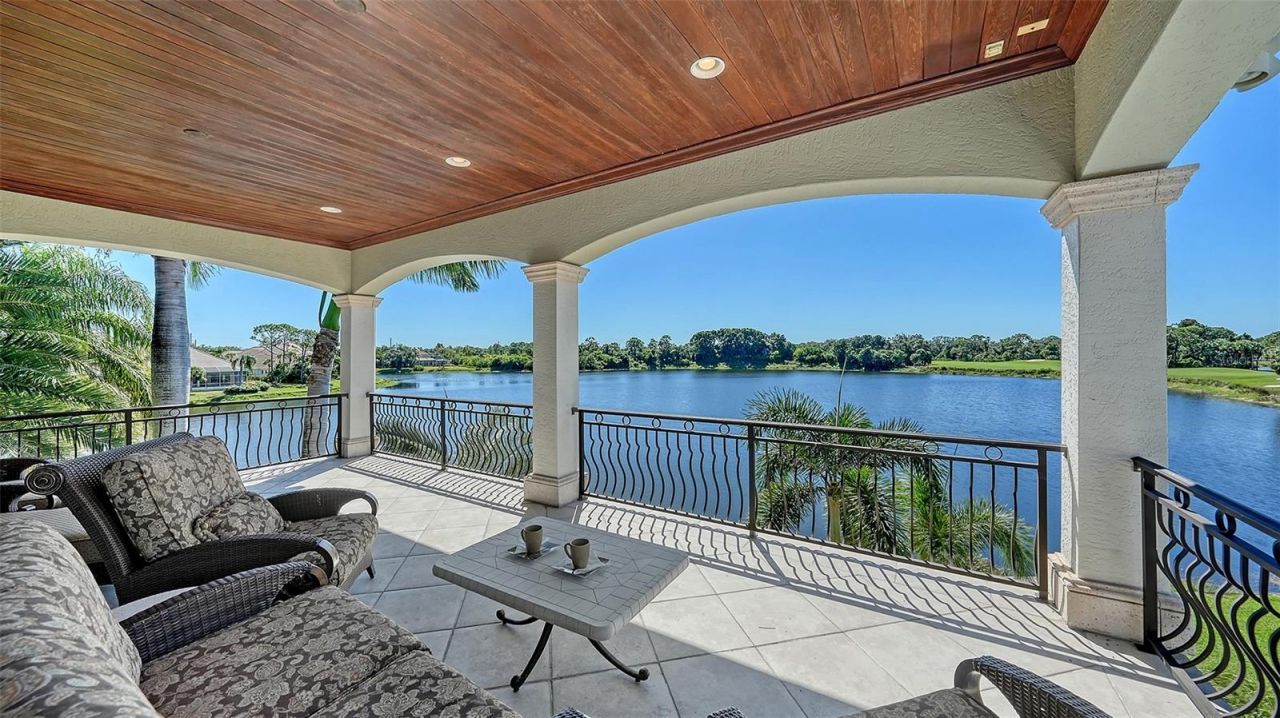 7320 Barclay Court, University Park, FL 34201 Photo