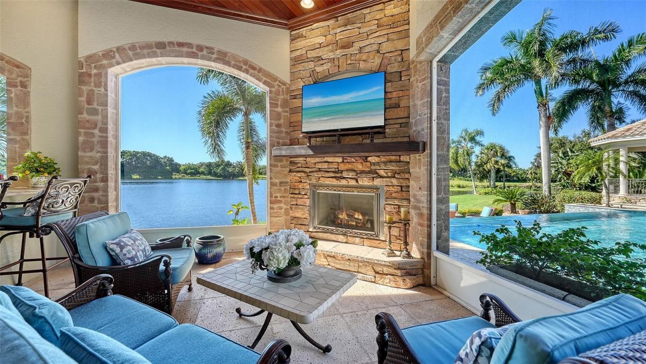 7320 Barclay Court, University Park, FL 34201 Photo