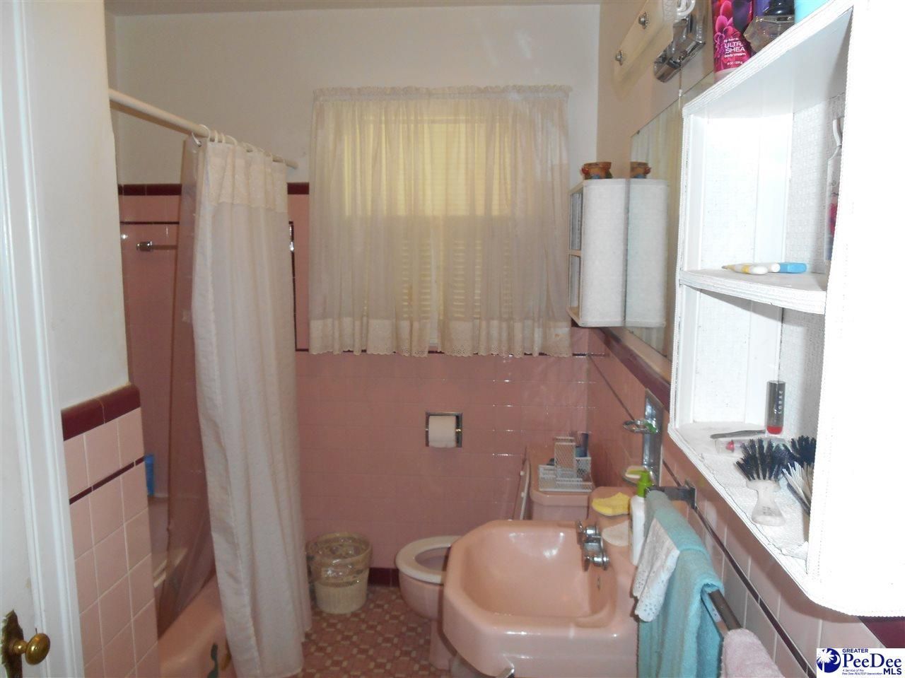 1607 2nd Loop Road Photo 12