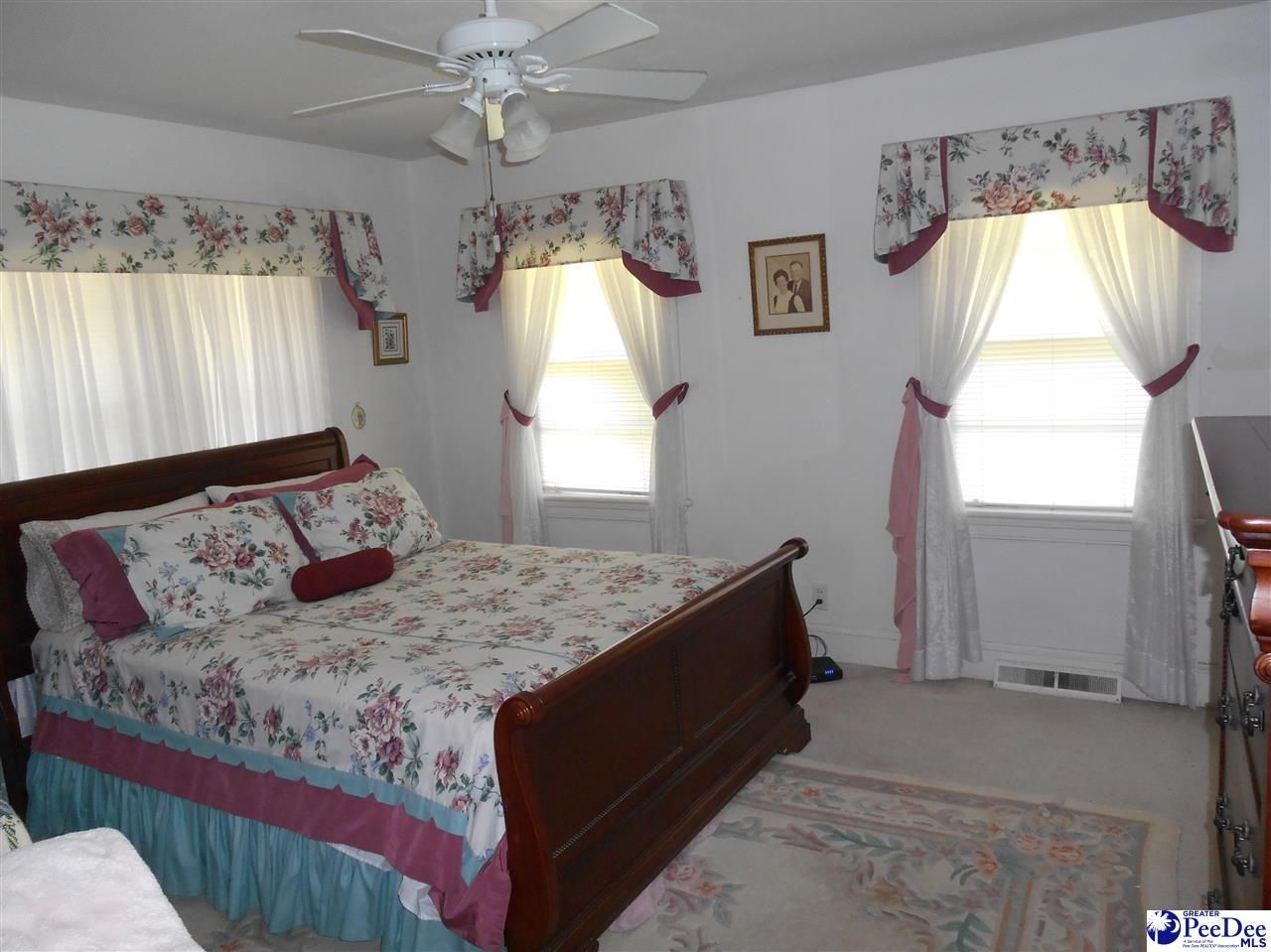 1607 2nd Loop Road Photo 13