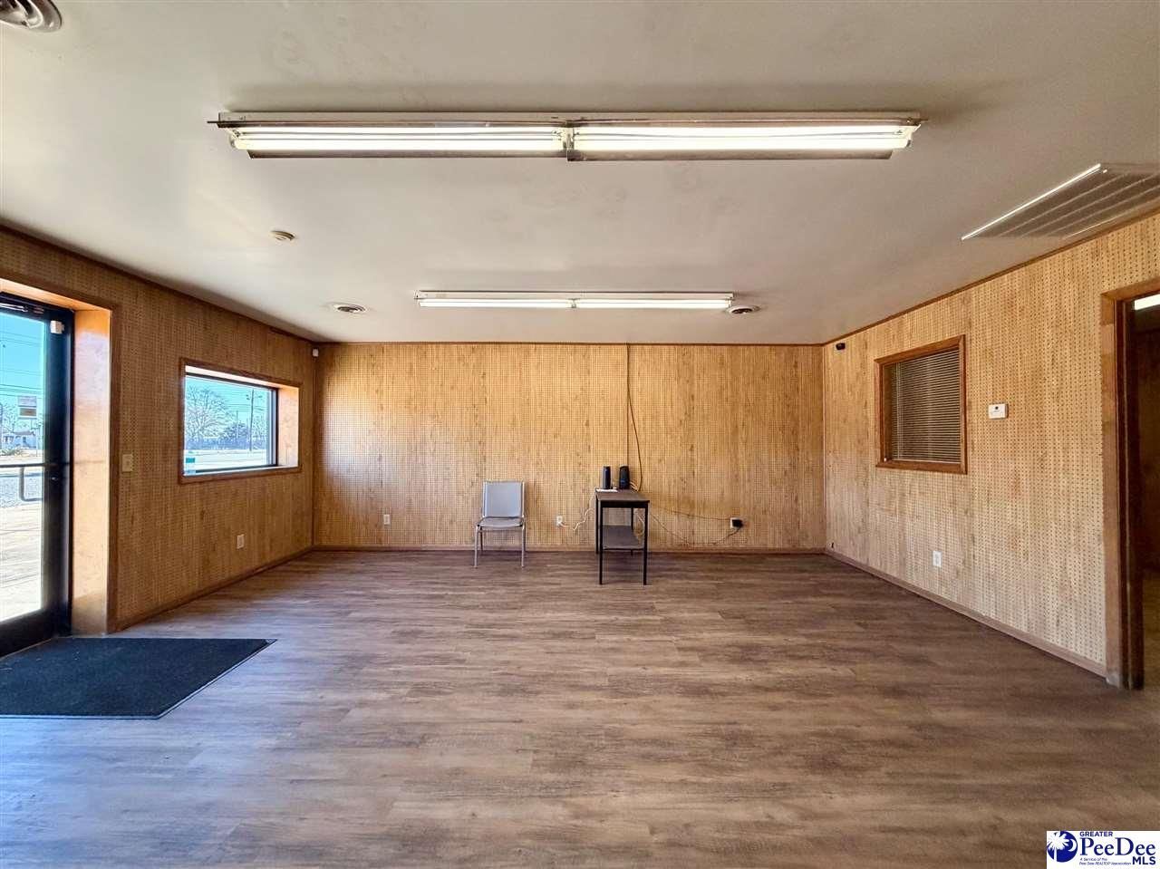 1109 S Highway 301 Photo 10
