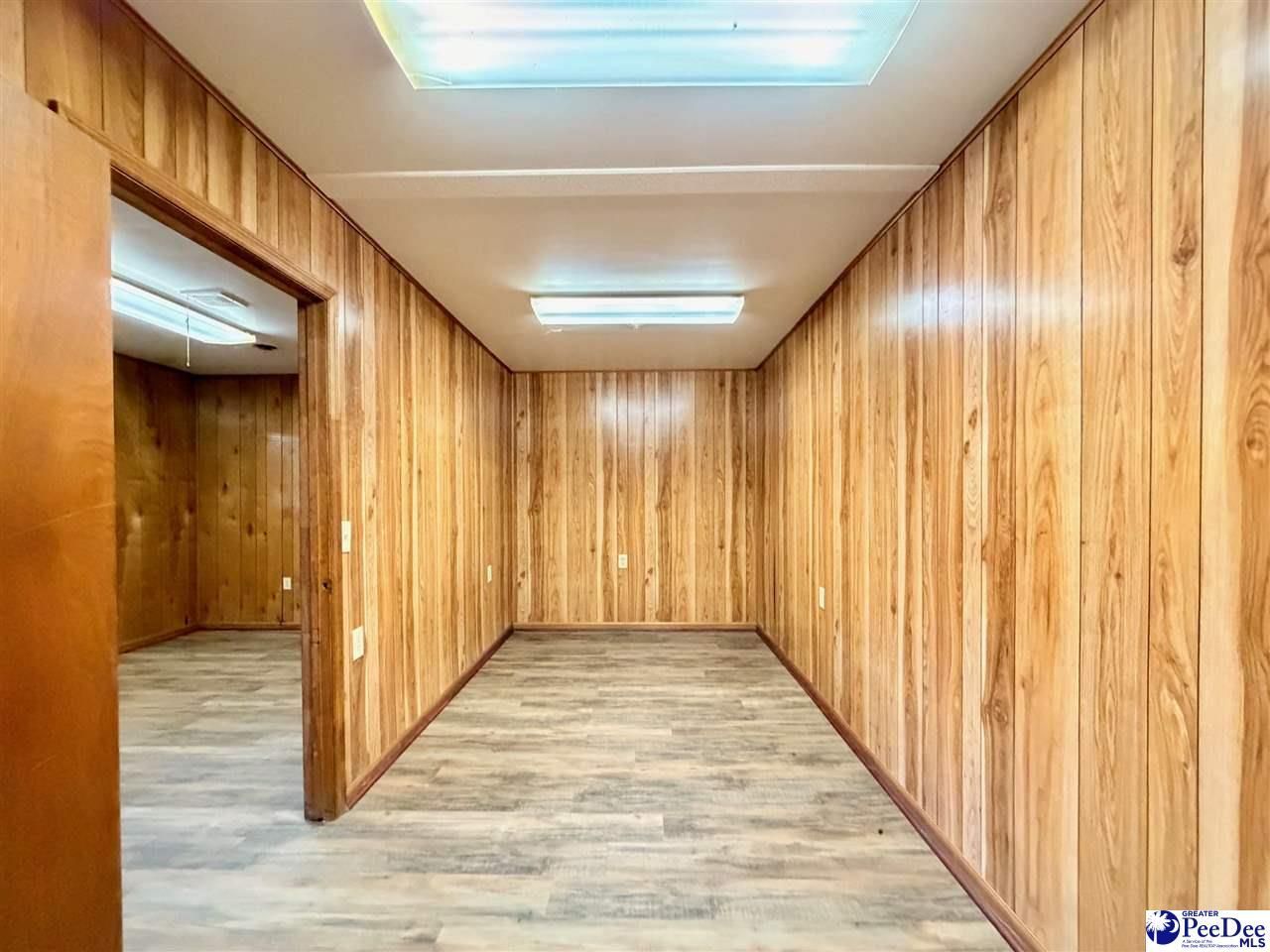 1109 S Highway 301 Photo 23