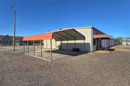 1109 S Highway 301 photo 4