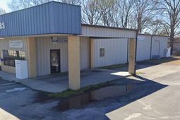 100 East Calhoun Street photo 4