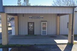 100 East Calhoun Street photo 4