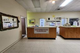 100 East Calhoun Street photo 4