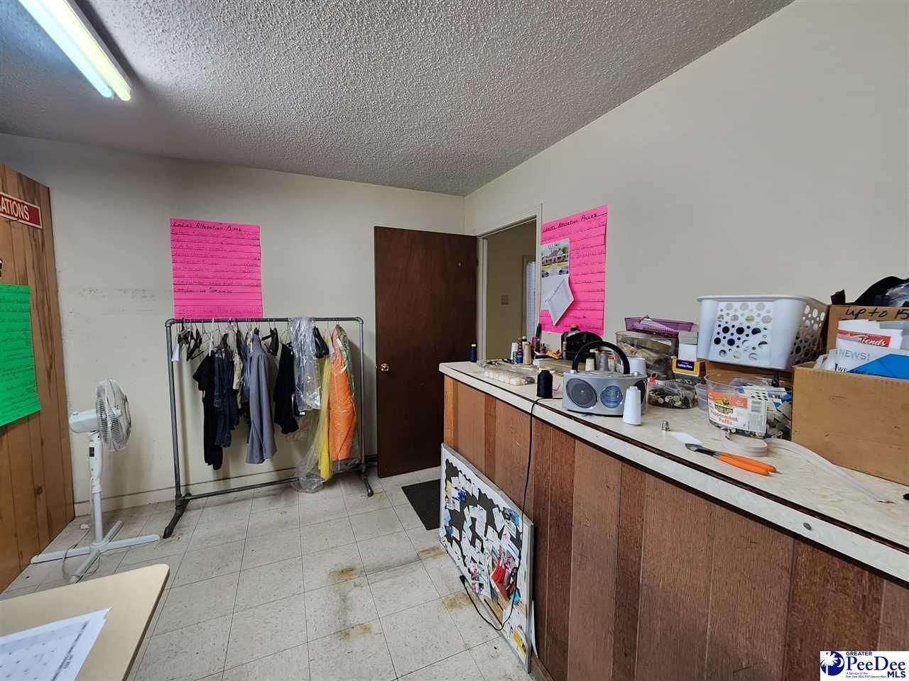 100 East Calhoun Street Photo 7