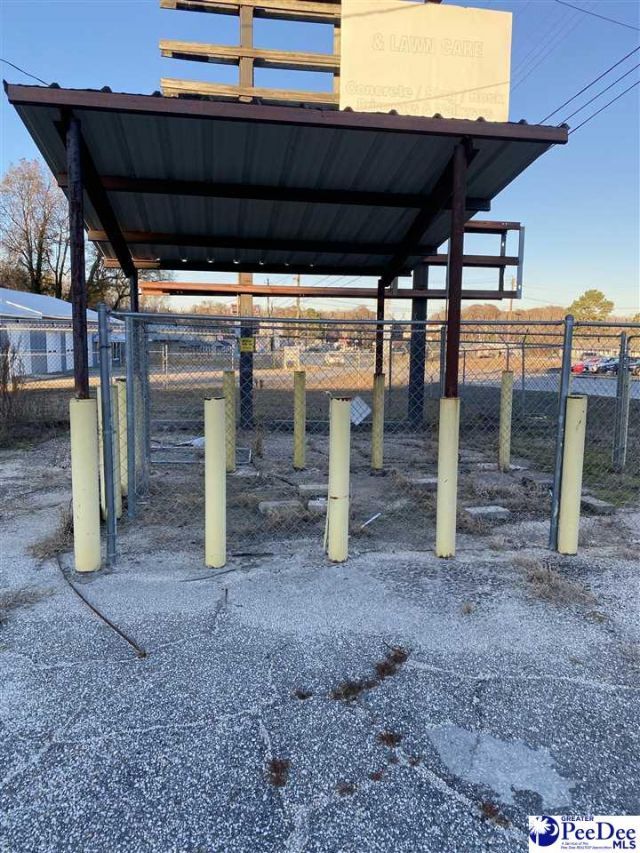 447 N Brooks Street Photo 6