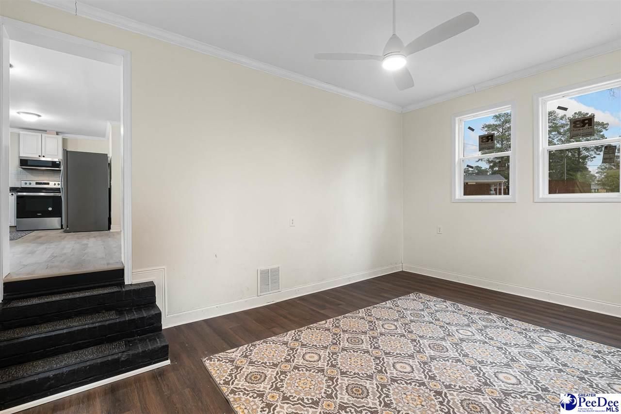 1551 N Sierra Range Photo 10