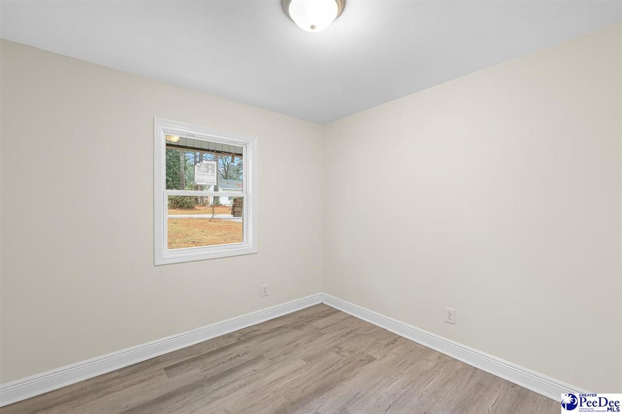 1551 N Sierra Range Photo 12