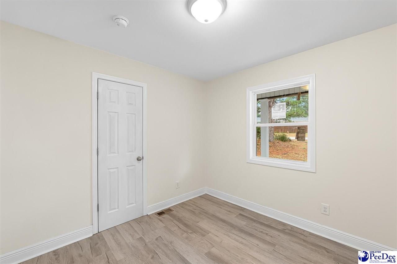 1551 N Sierra Range Photo 13