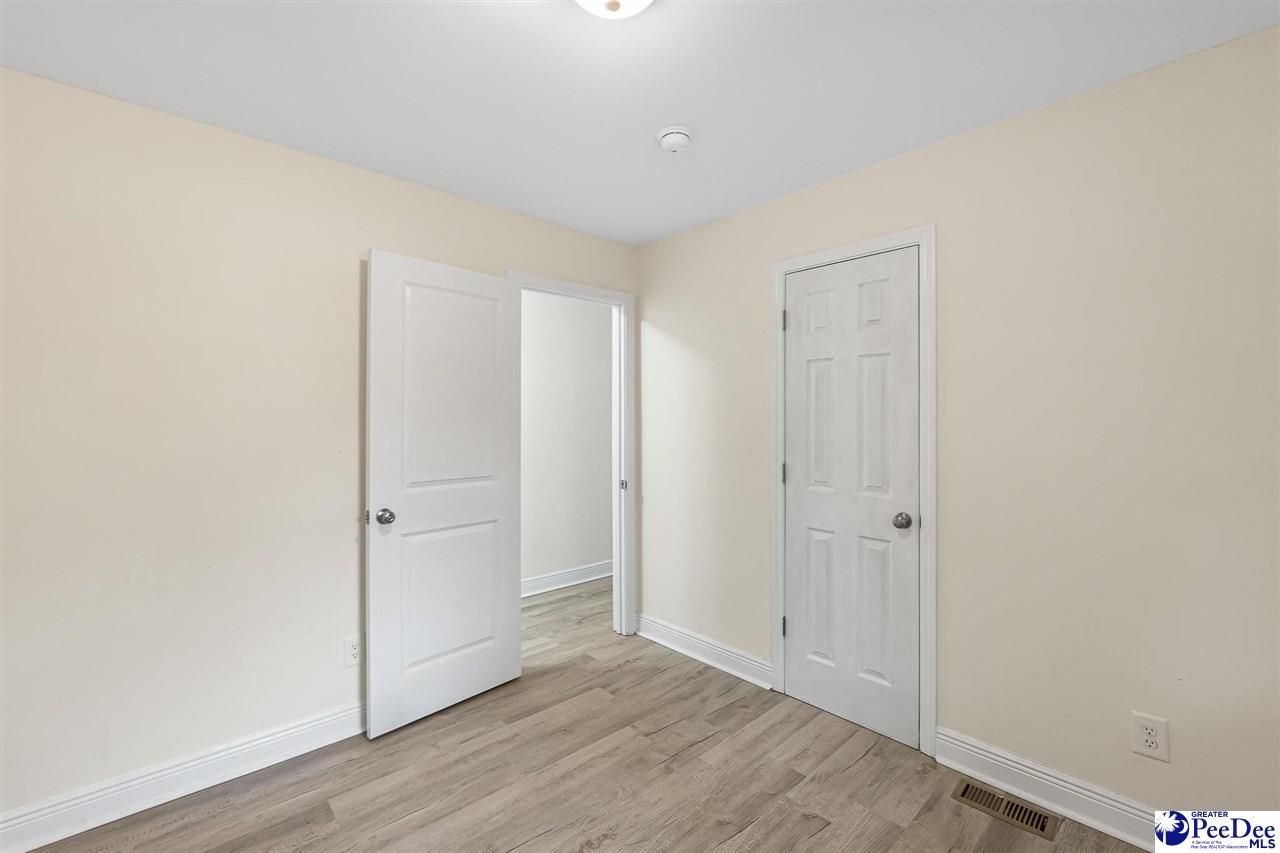 1551 N Sierra Range Photo 14