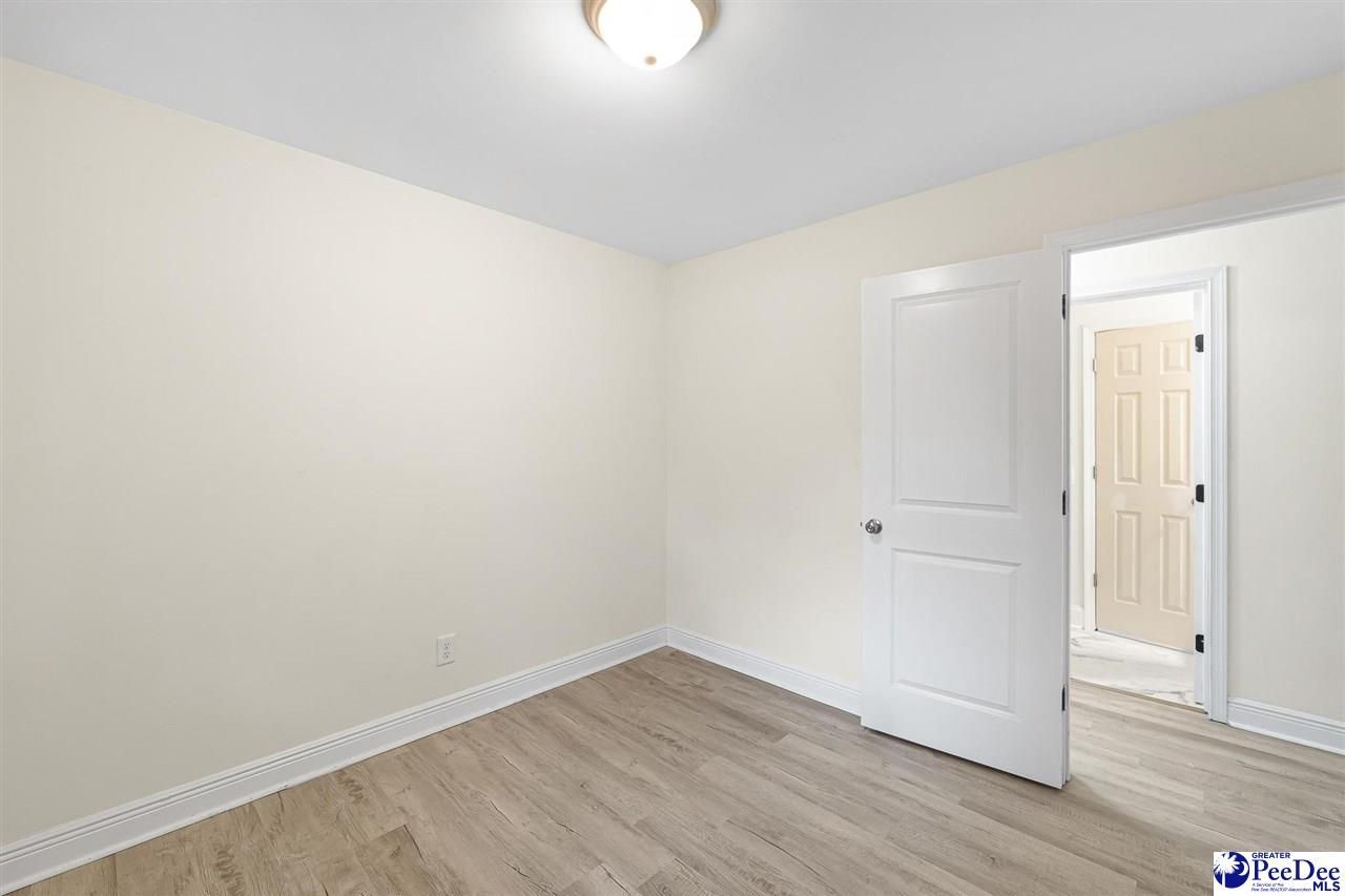 1551 N Sierra Range Photo 15