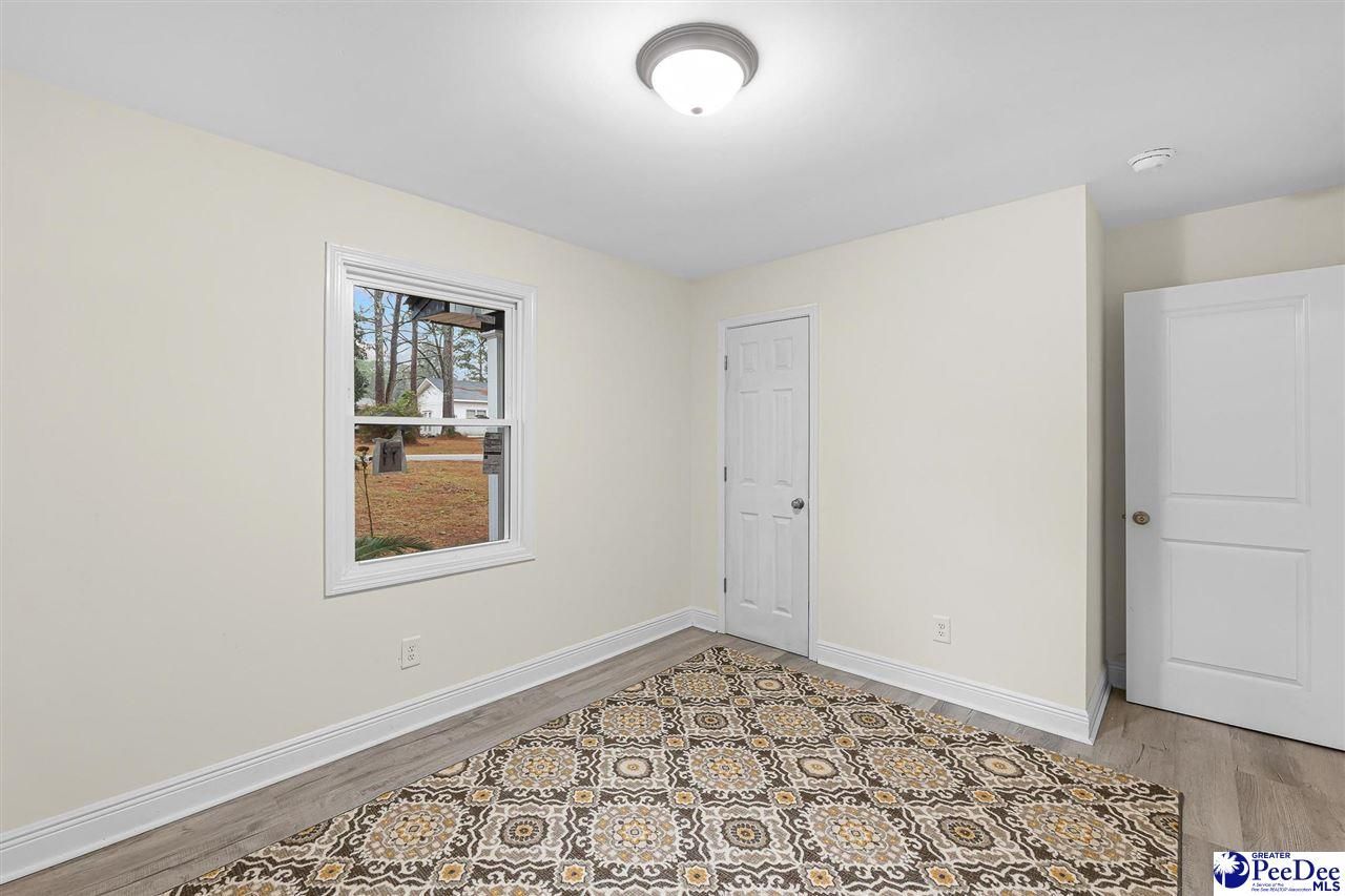 1551 N Sierra Range Photo 17