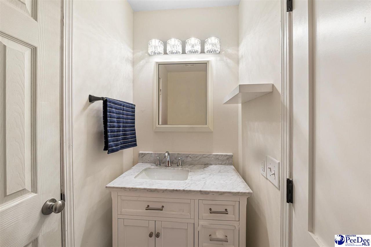 1551 N Sierra Range Photo 21