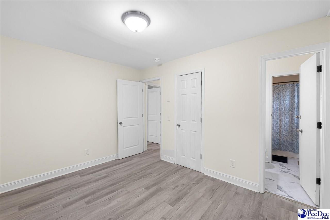 1551 N Sierra Range Photo 25