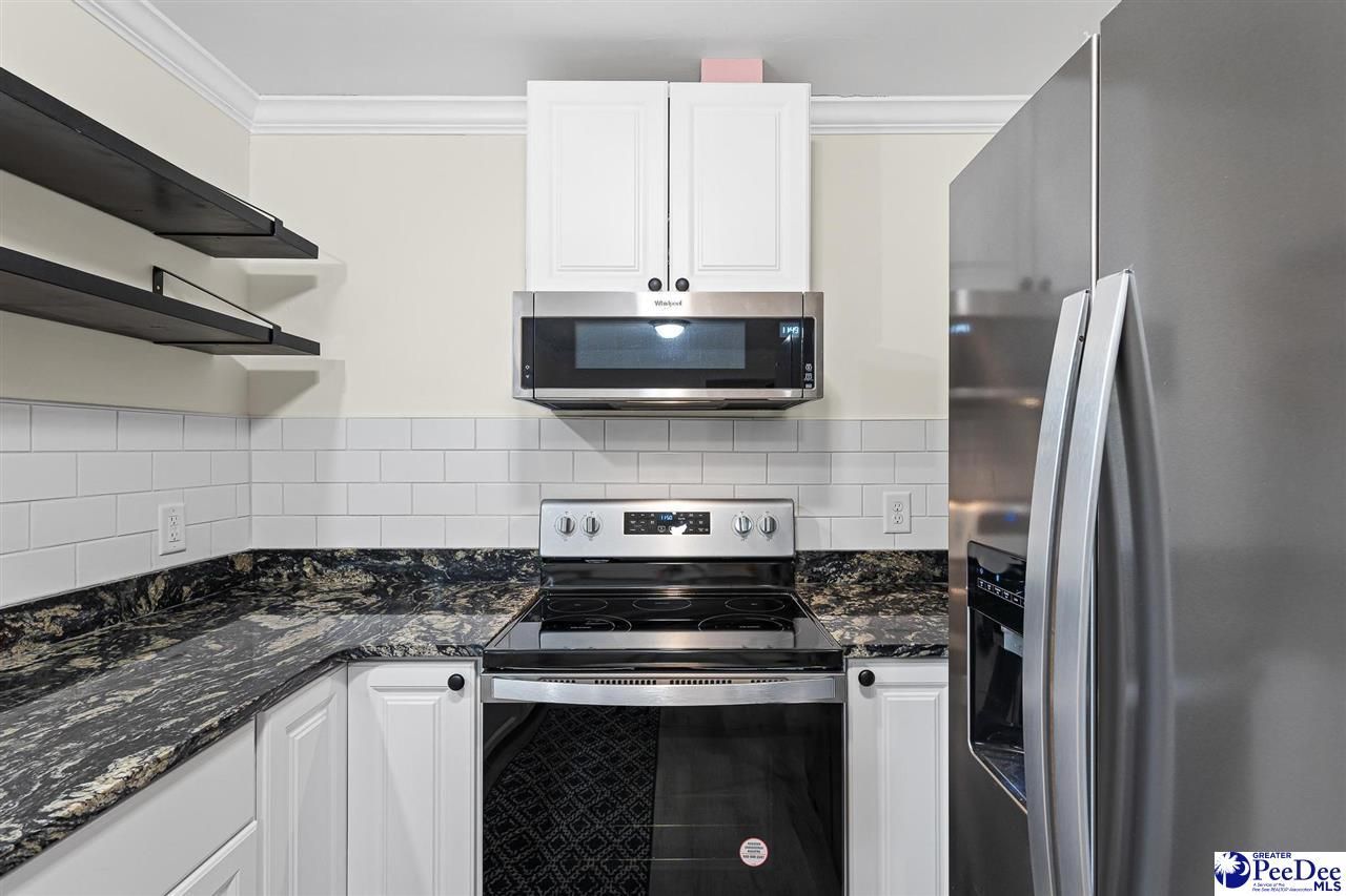 1551 N Sierra Range Photo 6