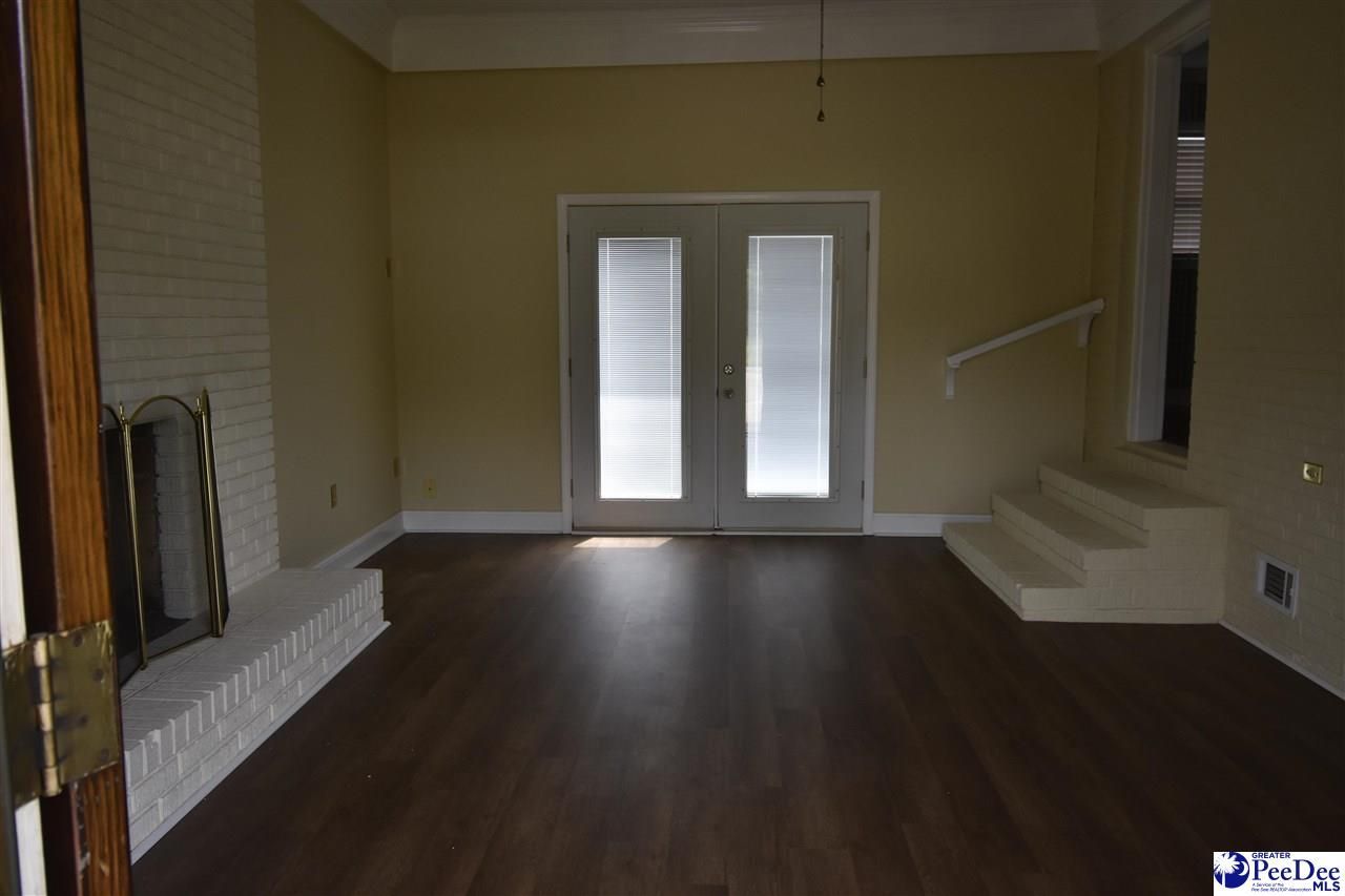 130 Mustang Rd Photo 4