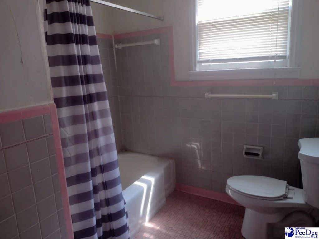 91 W Willow Grove Rd / Hwy 76 Photo 16