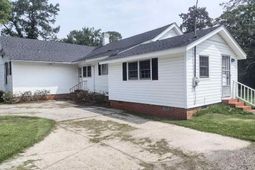 91 W Willow Grove Rd / Hwy 76 photo 4